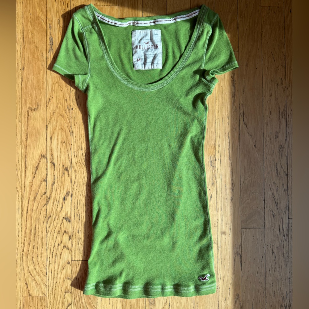Hollister Vintage Y2K scoop neck top | green tshirt